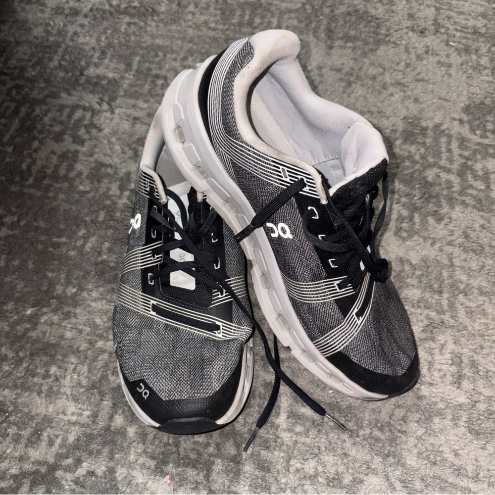 On Cloud Mens 10.5